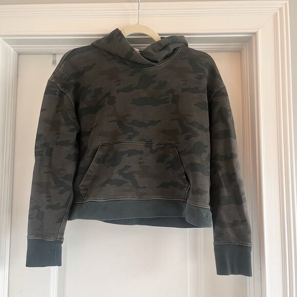 James Perse Tops - James Perse Camoflauge Hoodie Sweatshirt Cropped Size 1 / S Women’s Cotton
